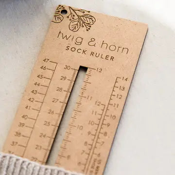 Twig & Horn Sock Ruler