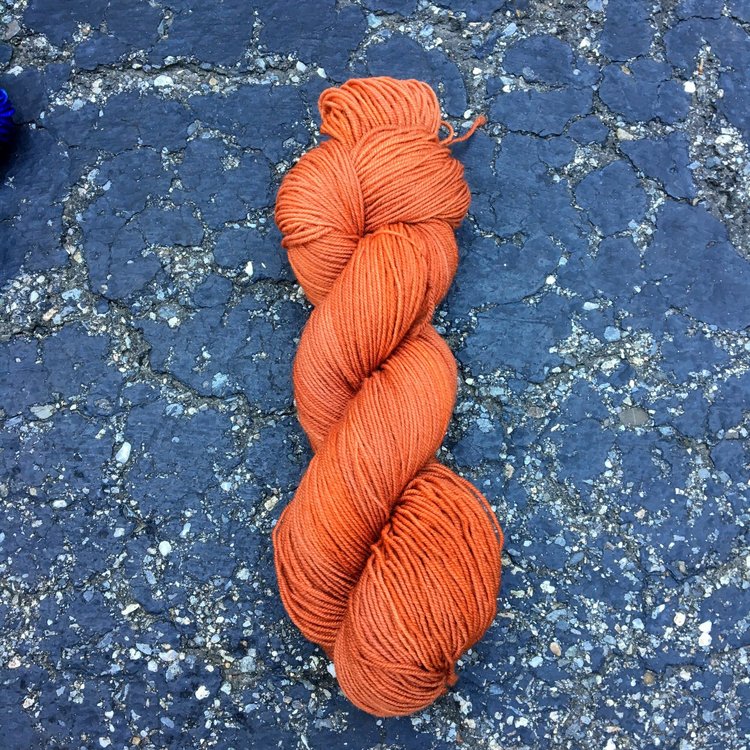 Round Mtn. Alder Fingering
