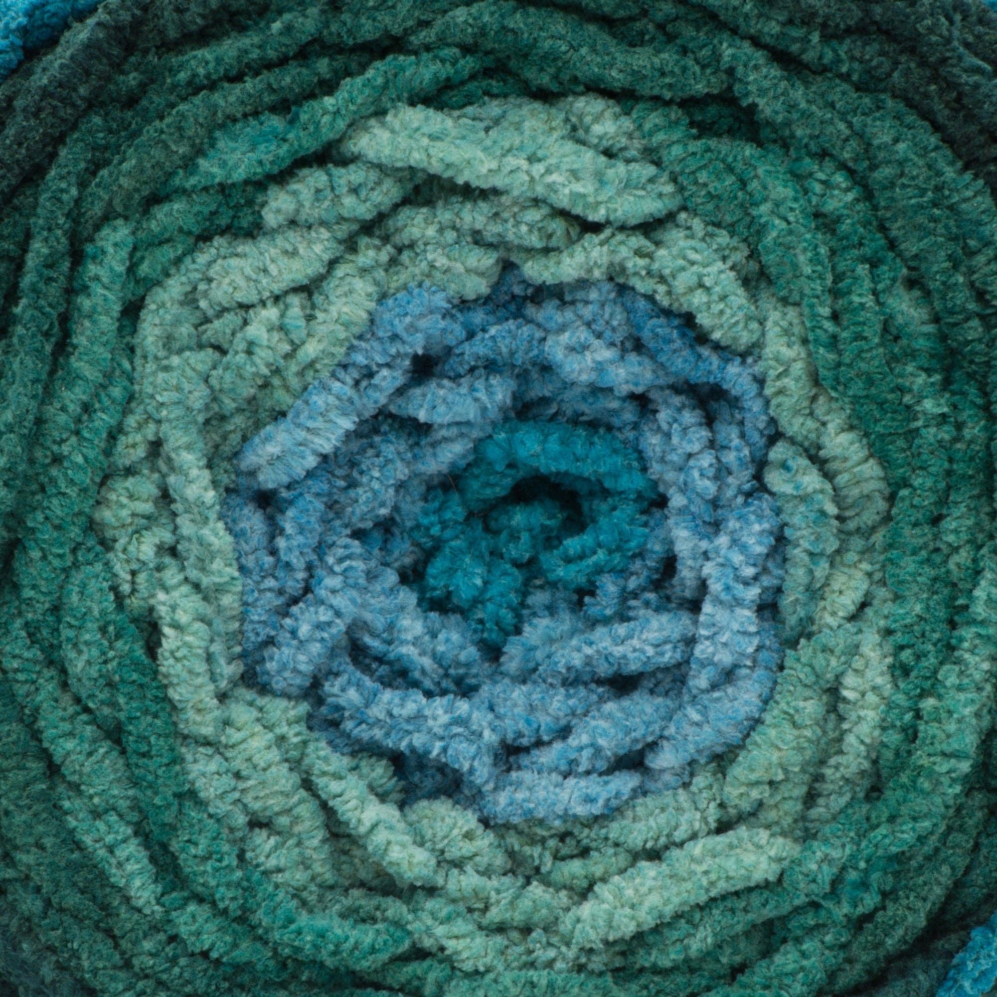 Bernat Blanket Ombre Super Chunky 300g Yarn