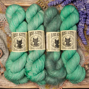 Boss Kitty Cat’s Cradle