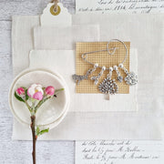 Zamsoe Brooches